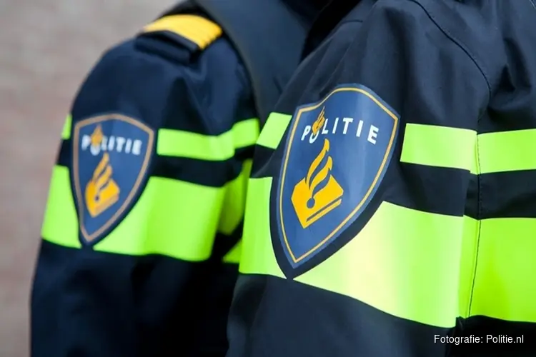 Politie straft vier medewerkers na grensoverschrijdend gedrag